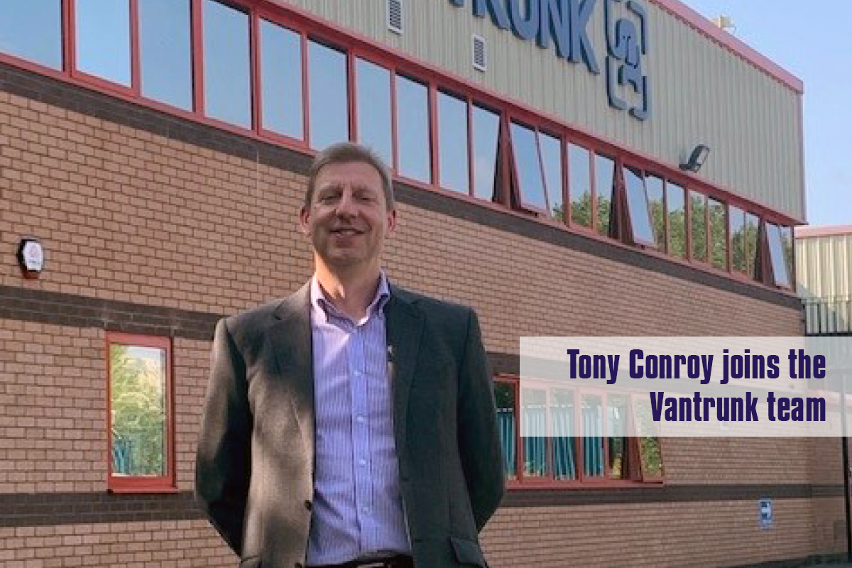 Tony Conroy, Vantrunk